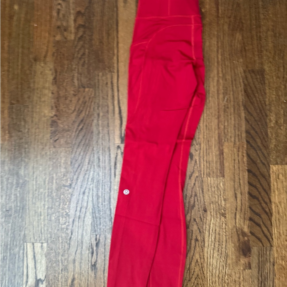 Lululemon Fast and Free 7/8 leggings, size 4. Gently used.